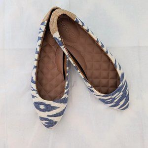 Reef Blue Ikat Bochica Flats, Ballet Flats, EUC Sz 9